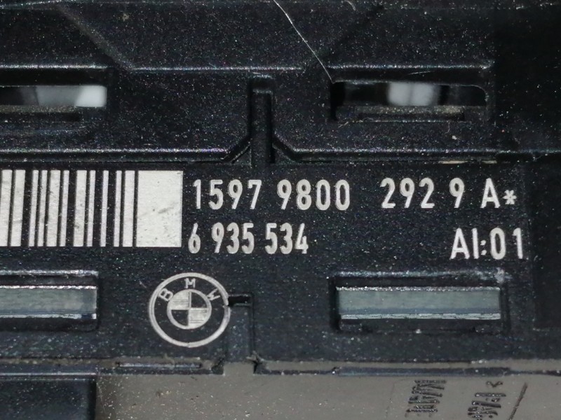 Recambio de mando elevalunas delantero derecho para bmw x1 (e84) xdrive 20d referencia OEM IAM 6935534  