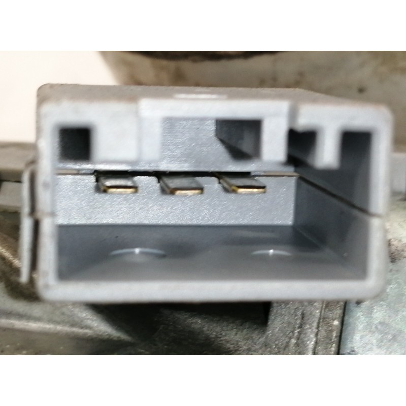 Recambio de motor limpia trasero para bmw x1 (e84) xdrive 20d referencia OEM IAM W000010933  