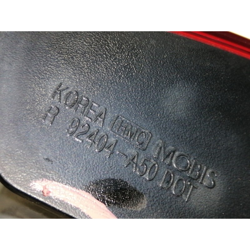 Recambio de piloto trasero derecho interior para hyundai i30 (gd) classic referencia OEM IAM 92404A50  