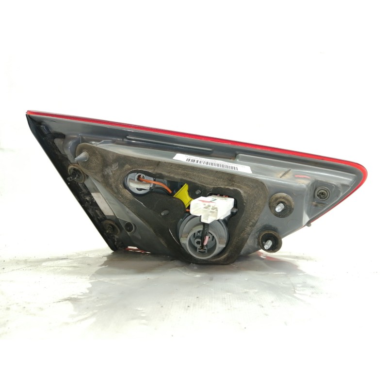 Recambio de piloto trasero derecho interior para hyundai i30 (gd) classic referencia OEM IAM 92404A50  