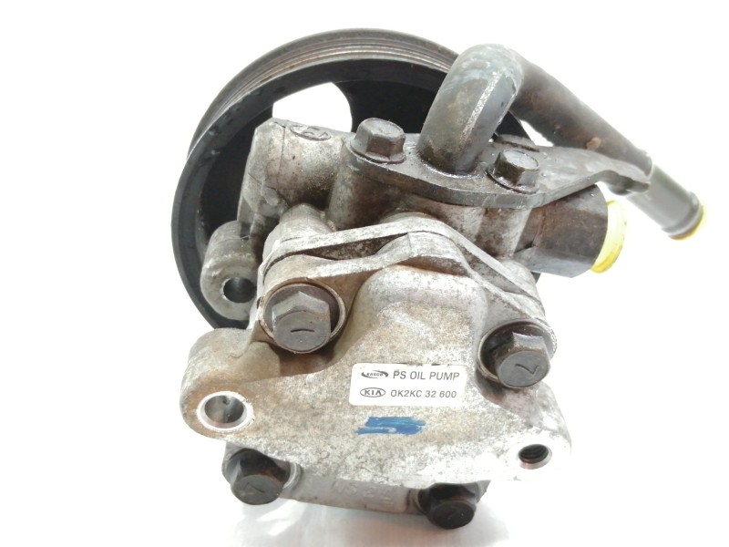Recambio de bomba direccion para kia carens 2.0 crdi ex monovolumen referencia OEM IAM 0K2KC32600  