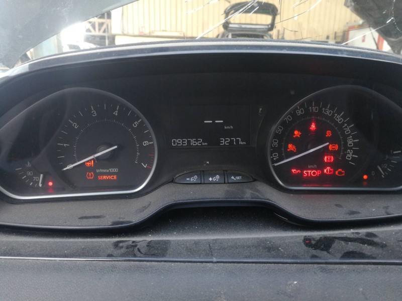 Recambio de cuadro instrumentos para peugeot 208 active referencia OEM IAM 981384878000 769317790U / 769167080U / N2LKMHESS E137