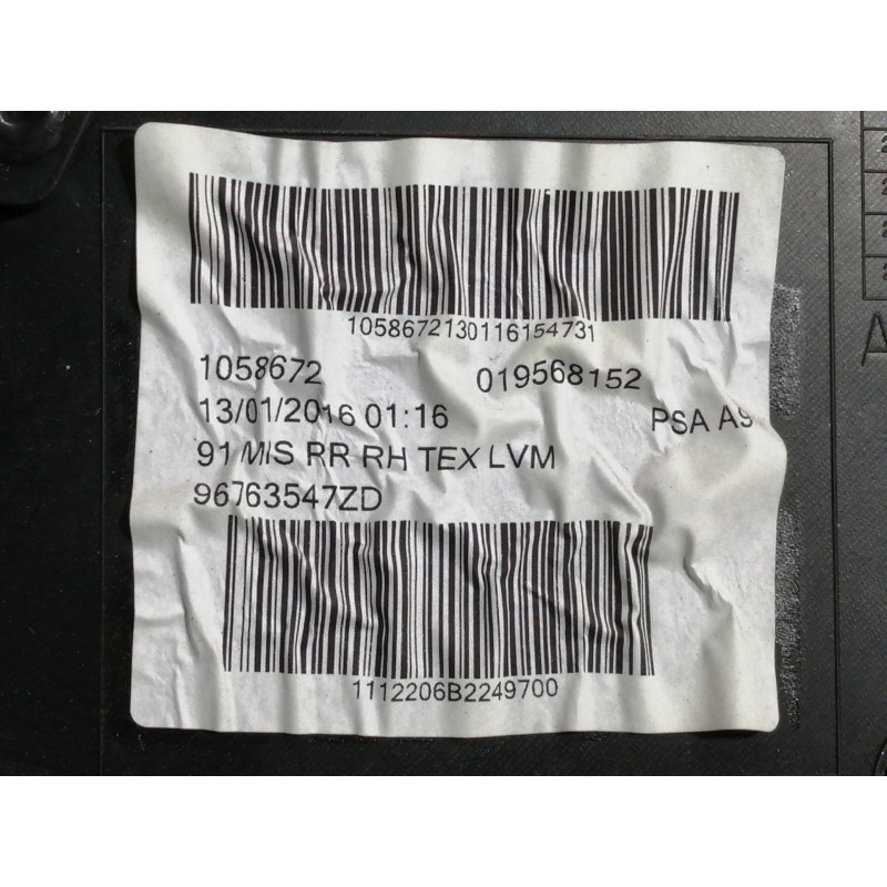 Recambio de guarnecido puerta trasera derecha para peugeot 208 active referencia OEM IAM 96763547ZD 019568152 / 491100112853LVM 