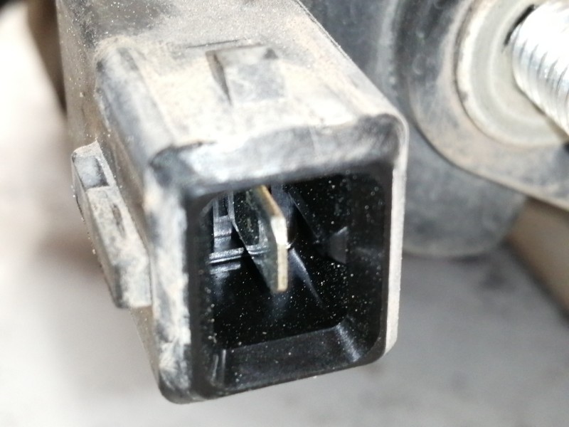 Recambio de motor arranque para peugeot 208 active referencia OEM IAM 9671530880  