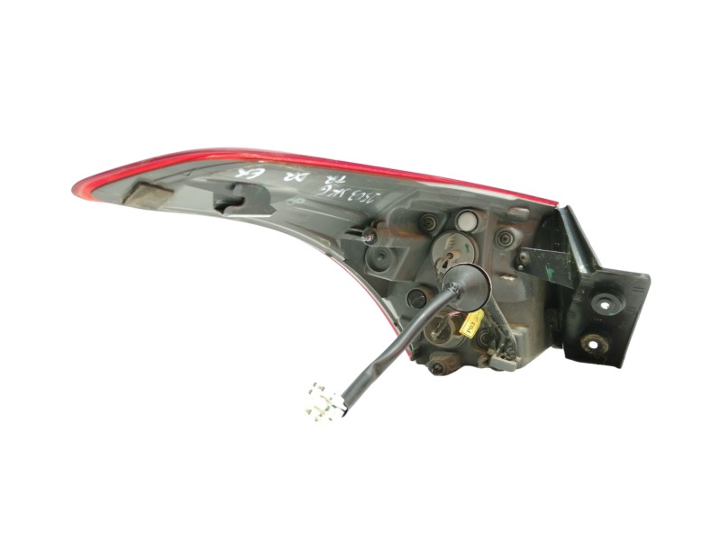 Recambio de piloto trasero derecho para hyundai i30 (gd) style referencia OEM IAM 92402A50  