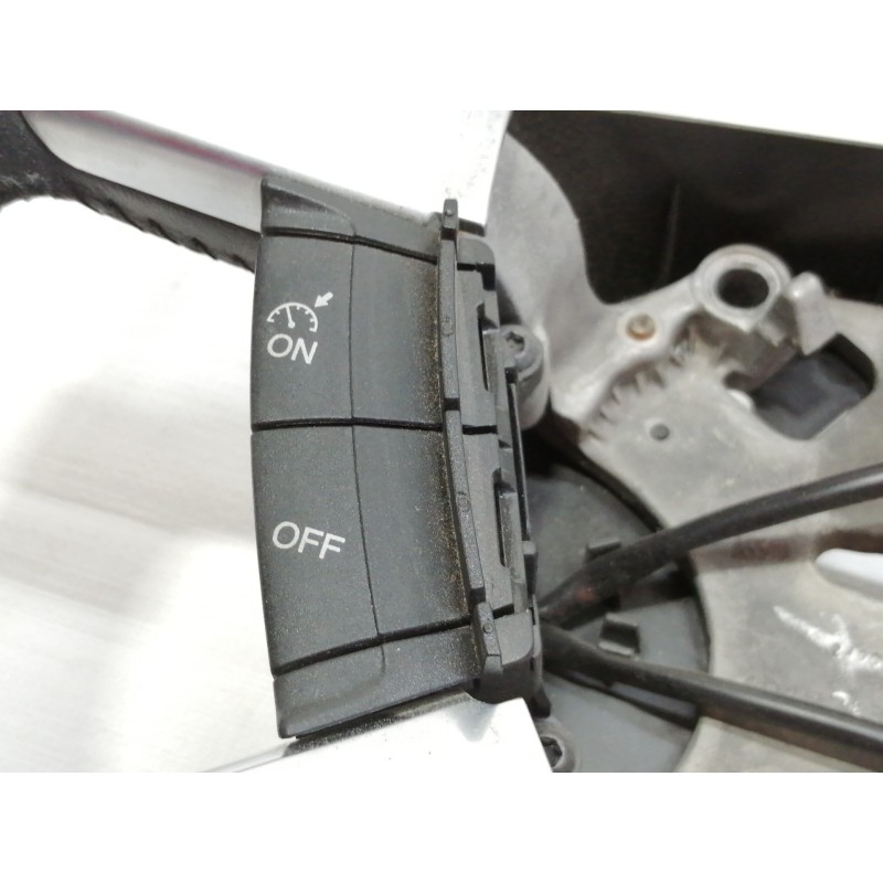 Recambio de volante para ford c-max (cb3) ghia referencia OEM IAM 6019743 3M513600CHW 602556700B