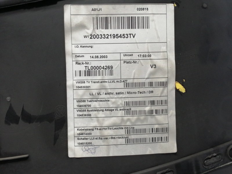 Recambio de guarnecido puerta delantera izquierda para volkswagen touran (1t1) trendline referencia OEM IAM W120033219553TV 1T18