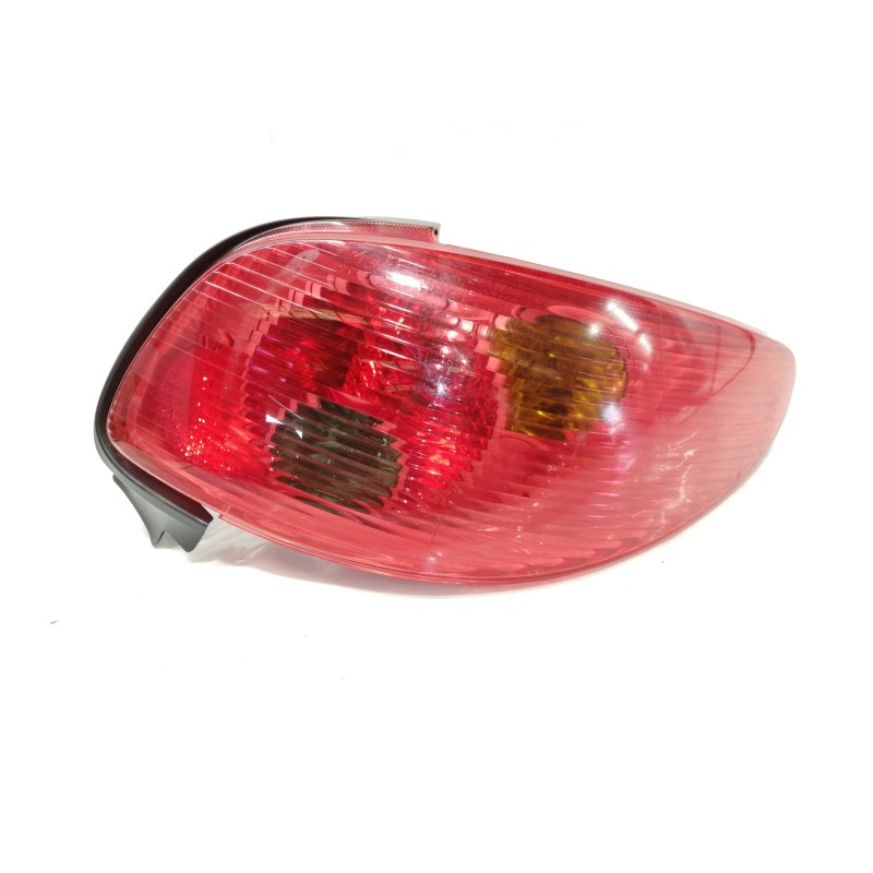 Recambio de piloto trasero derecho para peugeot 206 cc cc referencia OEM IAM   