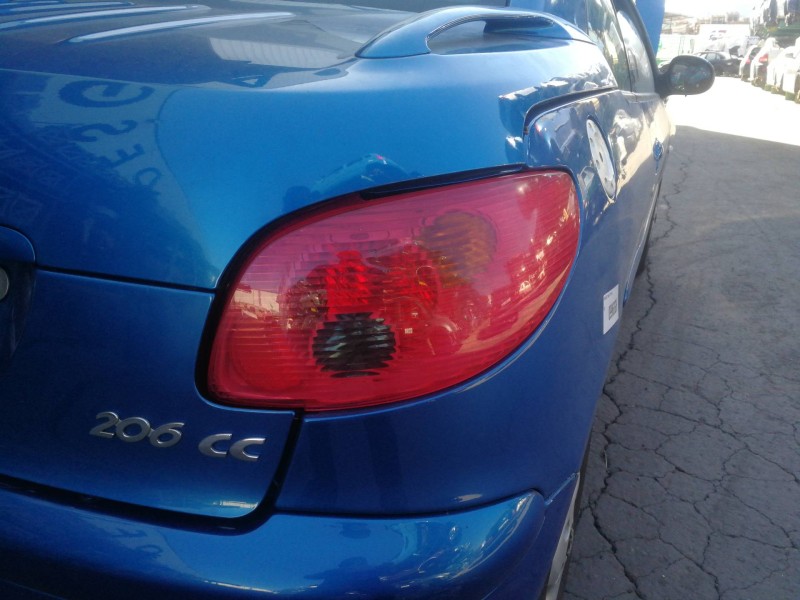 Recambio de piloto trasero derecho para peugeot 206 cc cc referencia OEM IAM   