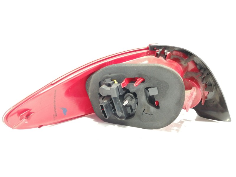 Recambio de piloto trasero derecho para peugeot 206 cc cc referencia OEM IAM   