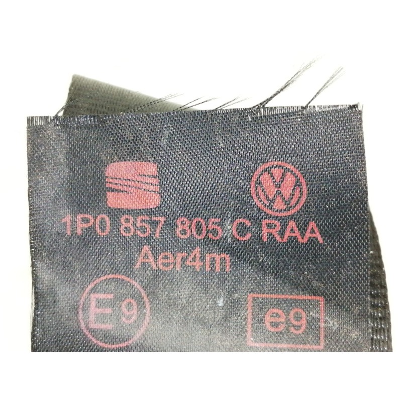 Recambio de cinturon seguridad trasero izquierdo para seat leon (1p1) 1.9 tdi referencia OEM IAM 1P0857805CRAA  