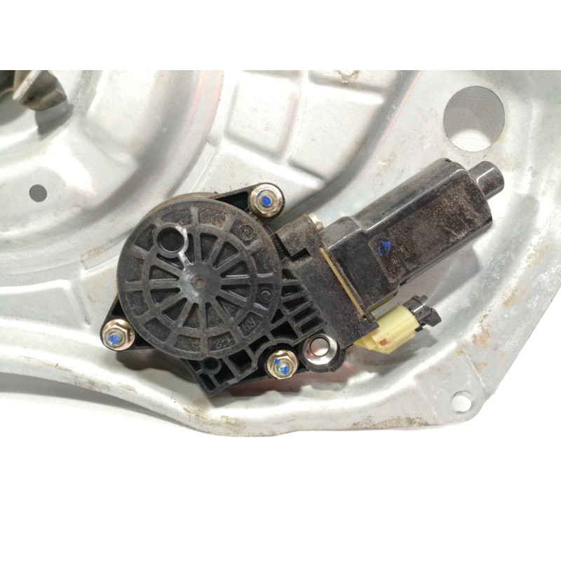 Recambio de elevalunas delantero izquierdo para hyundai elantra (xd) 1.6 gls (4-ptas.) referencia OEM IAM 824702D061AX  