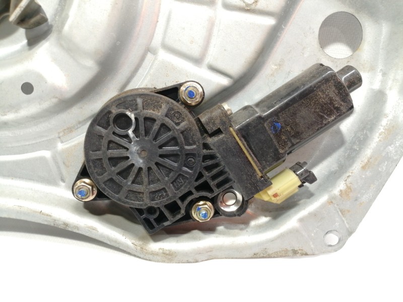 Recambio de elevalunas delantero izquierdo para hyundai elantra (xd) 1.6 gls (4-ptas.) referencia OEM IAM 824702D061AX  