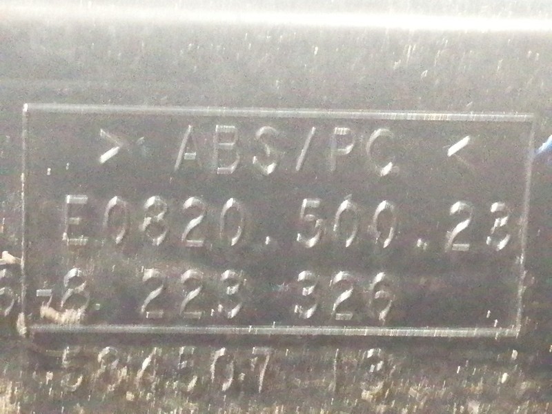 Recambio de apoyabrazos central para bmw serie 7 (e65/e66) 730d referencia OEM IAM E08205002  