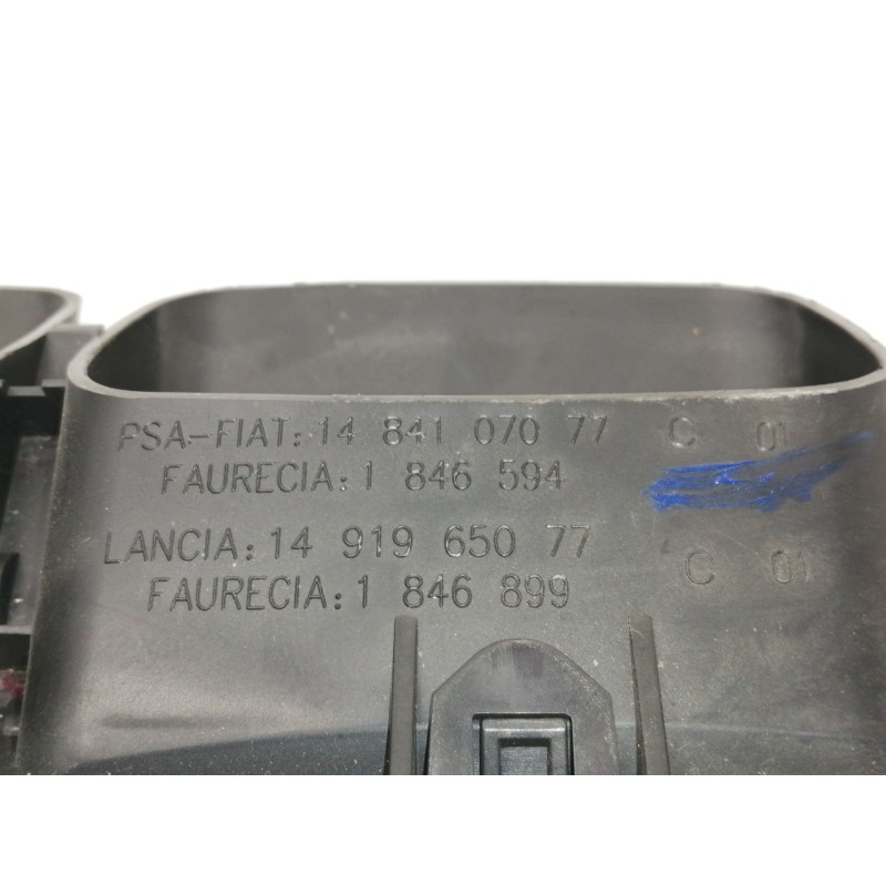 Recambio de rejilla aireadora para fiat ulysse (179) 2.2 jtd emotion pro referencia OEM IAM 1484107077  