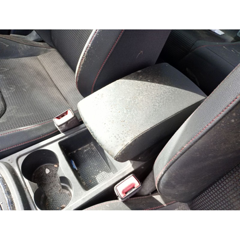 Recambio de apoyabrazos central para seat leon (5f1) 1.4 tsi referencia OEM IAM   