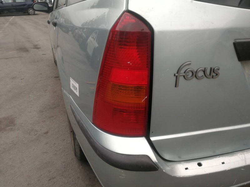 Recambio de piloto trasero izquierdo para ford focus turnier (cak) ghia referencia OEM IAM 1M5113405CB 1M5113405 