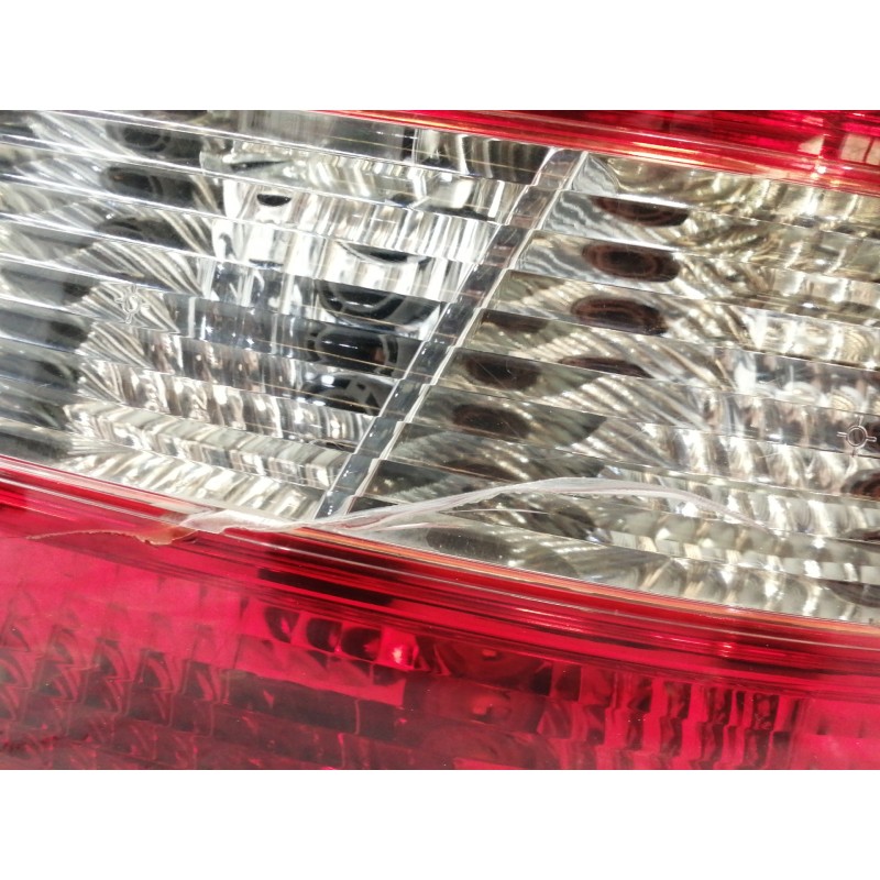 Recambio de piloto trasero derecho para kia sorento 2.4 16v ex referencia OEM IAM 924023E0  