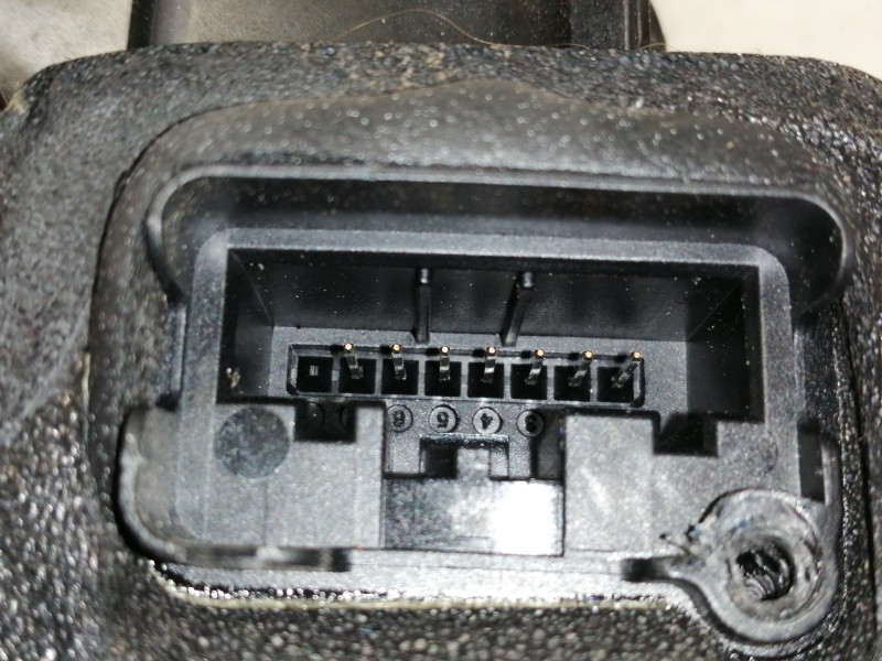 Recambio de cerradura puerta trasera izquierda para seat leon st (5f8) reference referencia OEM IAM 5K48390150  