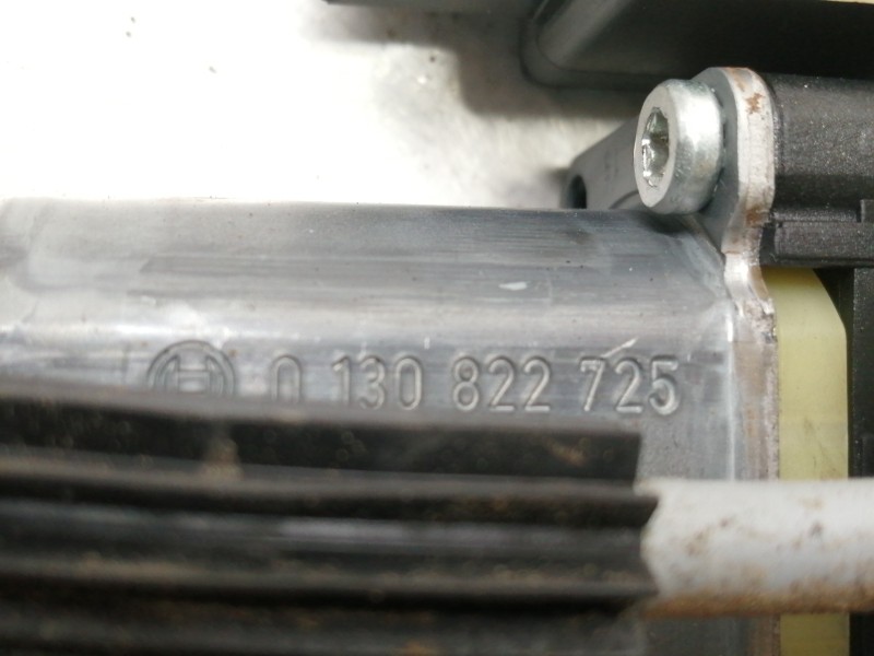 Recambio de elevalunas trasero izquierdo para seat leon st (5f8) reference referencia OEM IAM 5Q0959811A 0130822725 