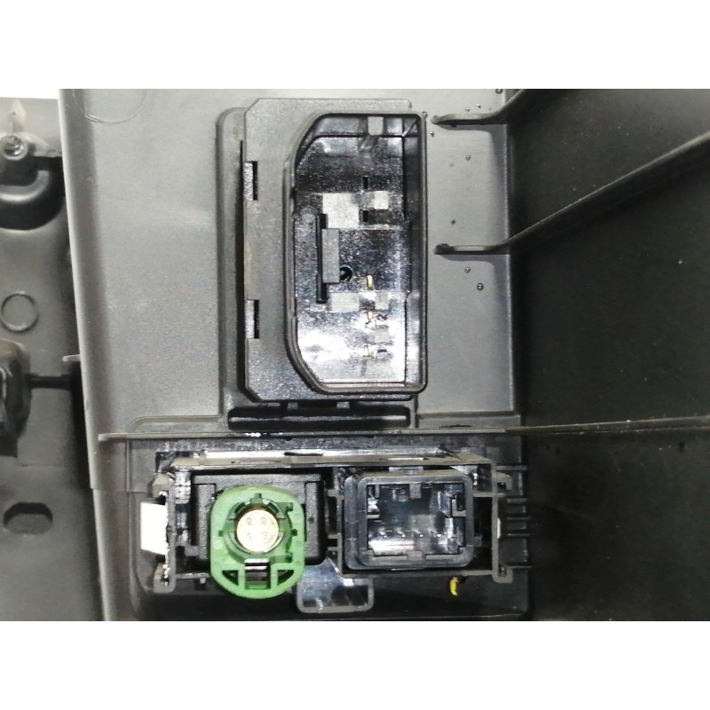 Recambio de guantera para seat leon st (5f8) reference referencia OEM IAM 5F1857095  