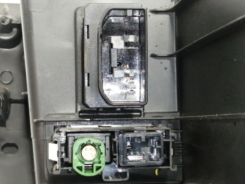 Recambio de guantera para seat leon st (5f8) reference referencia OEM IAM 5F1857095  