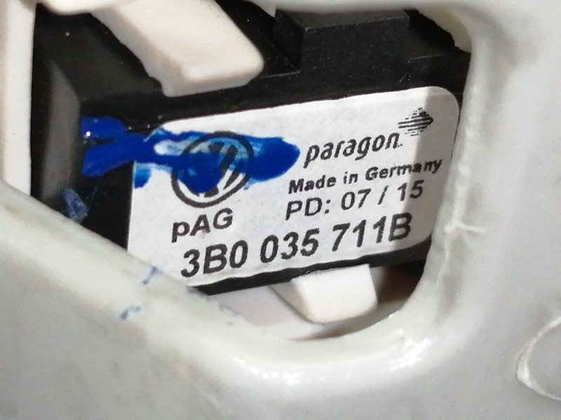 Recambio de luz interior para seat leon st (5f8) reference referencia OEM IAM 5F0947105  