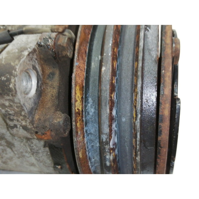 Recambio de compresor aire acondicionado para nissan cabstar e tl35-1 referencia OEM IAM S6630 1947110780 
