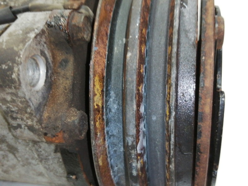 Recambio de compresor aire acondicionado para nissan cabstar e tl35-1 referencia OEM IAM S6630 1947110780 