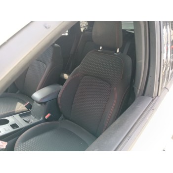 ASIENTO DELANTERO IZQUIERDO 