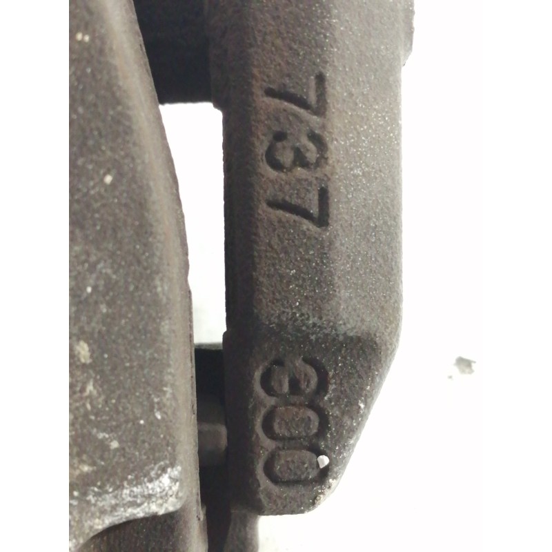 Recambio de pinza freno delantera izquierda para volvo v50 familiar 2.0 d kinetic referencia OEM IAM 737300  