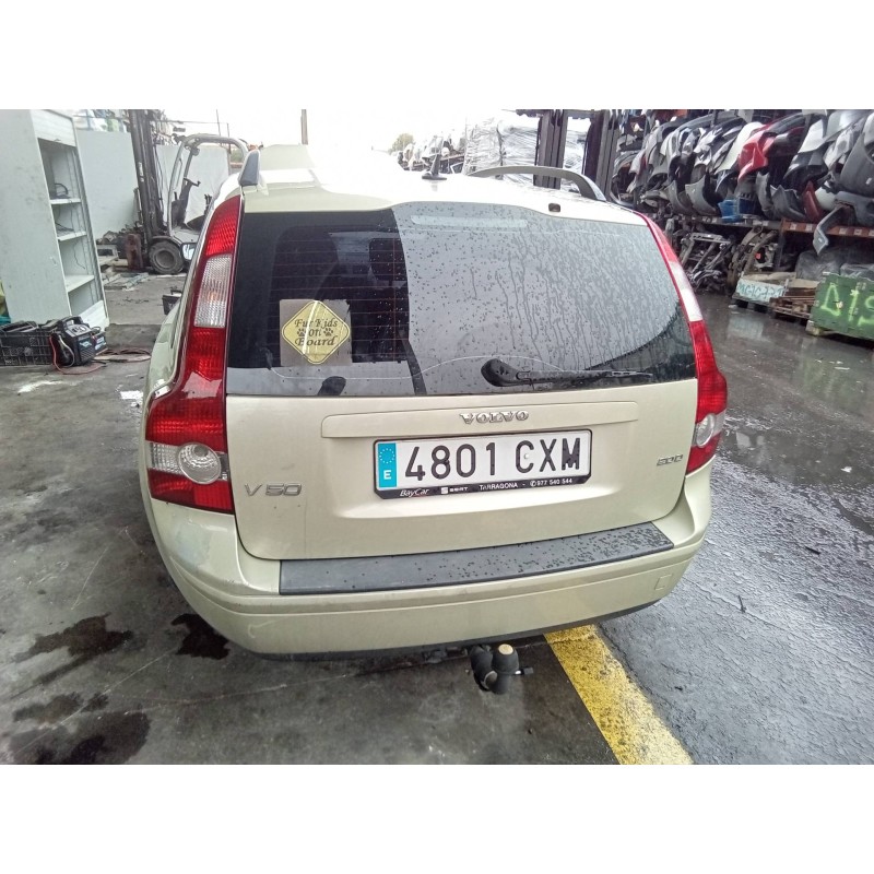 Recambio de porton trasero para volvo v50 familiar 2.0 d kinetic referencia OEM IAM   