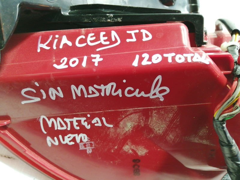 Recambio de piloto trasero izquierdo para kia cee´d spirit referencia OEM IAM   