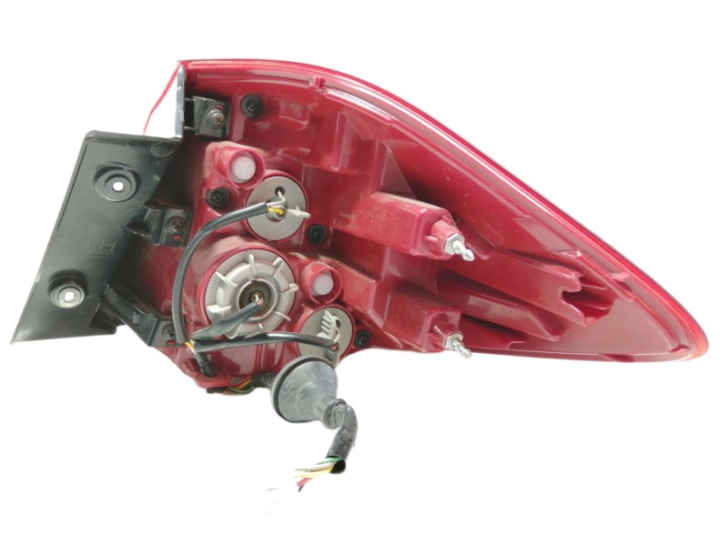 Recambio de piloto trasero izquierdo para kia cee´d spirit referencia OEM IAM   