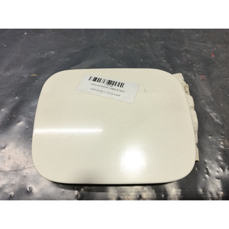 Recambio de tapa exterior combustible para audi a3 (8l1) 1.9 tdi referencia OEM IAM 8L0809905A  