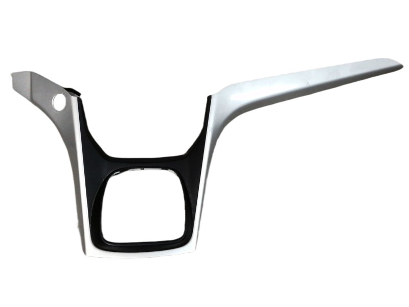 Recambio de moldura para ford c-max titanium referencia OEM IAM AM51R045H93A AM51R045H93AC 17598387