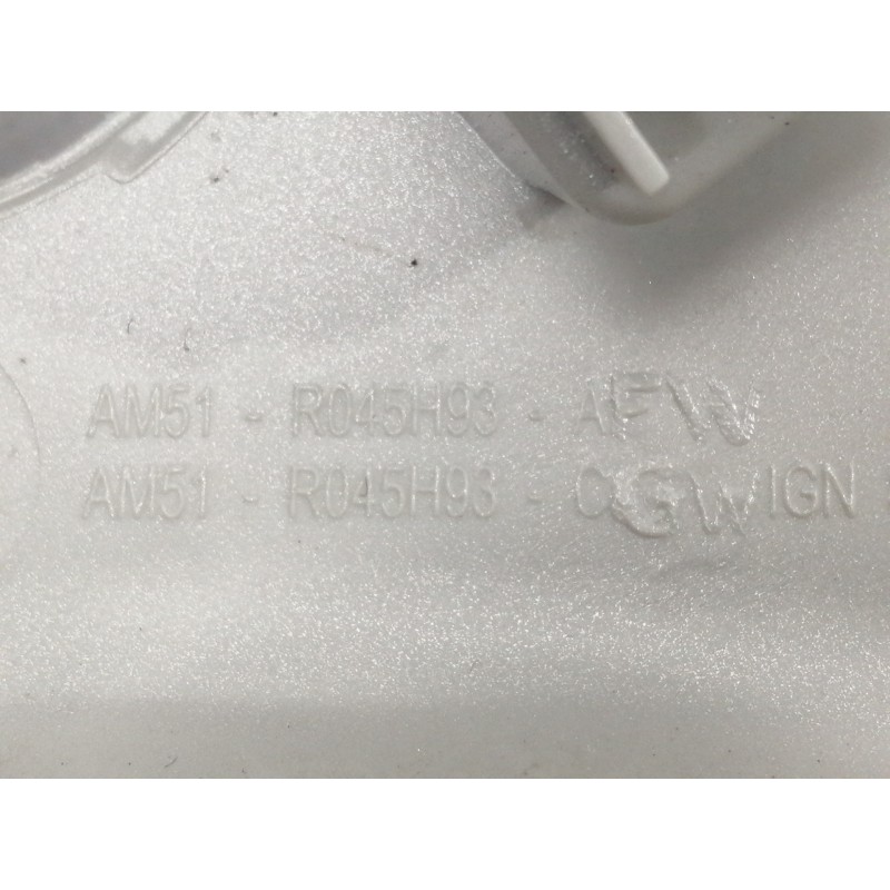 Recambio de moldura para ford c-max titanium referencia OEM IAM AM51R045H93A AM51R045H93AC 17598387