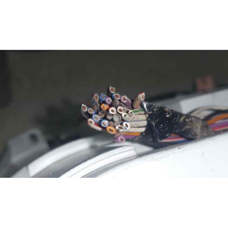 Recambio de cuadro instrumentos para ford fiesta berlina (dx) básico referencia OEM IAM 431613B  44ZU174