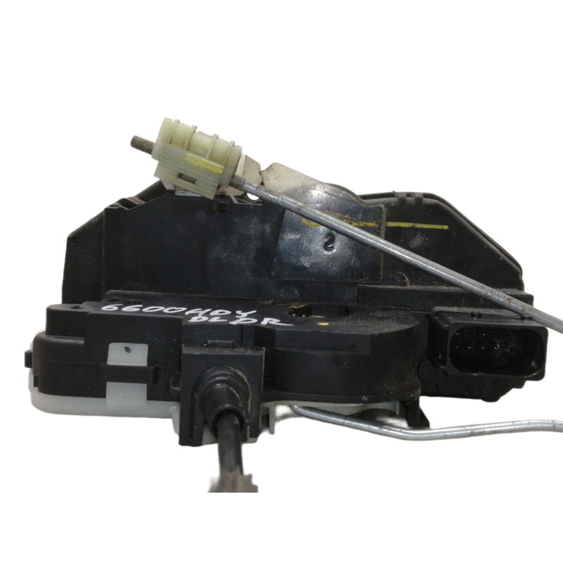 Recambio de cerradura puerta delantera derecha para opel insignia berlina cosmo referencia OEM IAM 3023880RH2  