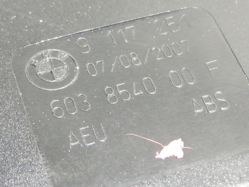 Recambio de enganche cinturon trasero central para bmw serie 1 berlina (e81/e87) 118d referencia OEM IAM 9117251 603854000F + DE