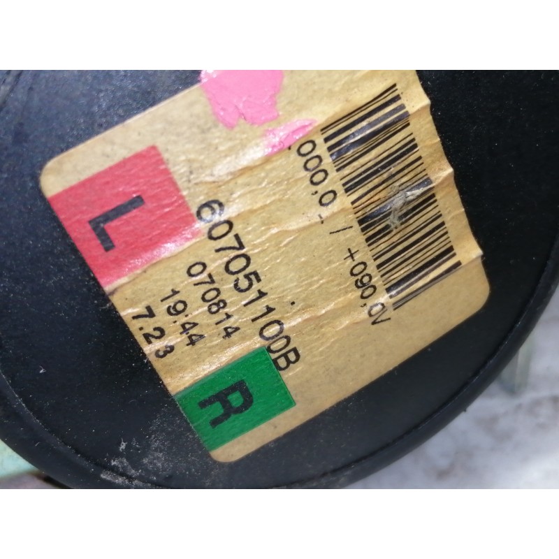 Recambio de cinturon seguridad trasero izquierdo para bmw serie 1 berlina (e81/e87) 118d referencia OEM IAM 607051100B  