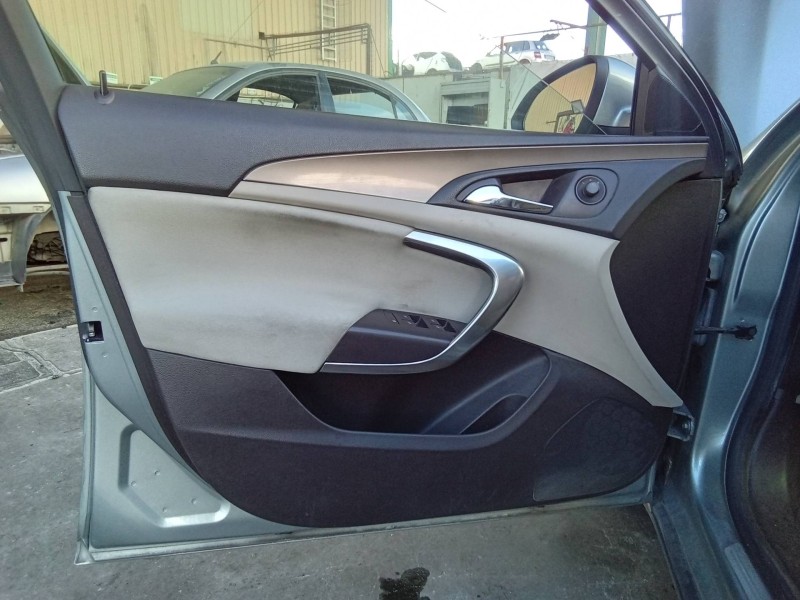 Recambio de guarnecido puerta delantera izquierda para opel insignia berlina cosmo referencia OEM IAM   