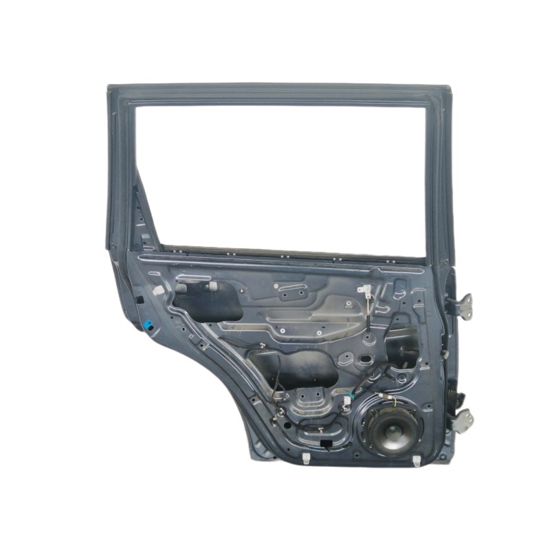 Recambio de puerta trasera izquierda para ssangyong rexton 2.7 turbodiesel cat referencia OEM IAM   