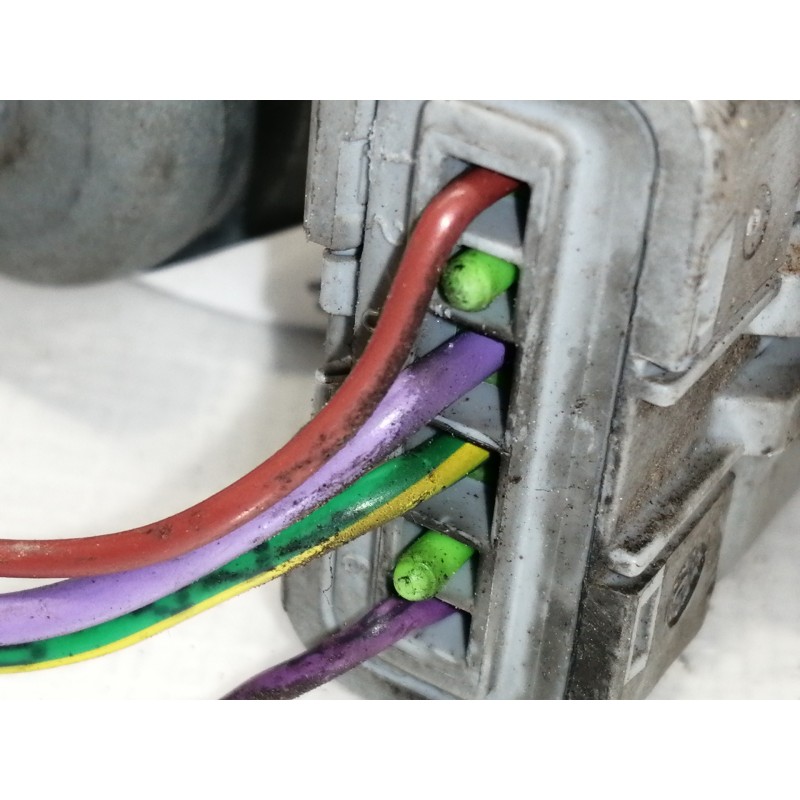 Recambio de elevalunas delantero izquierdo para citroën c4 coupe collection referencia OEM IAM 400973E  ELECTRICO