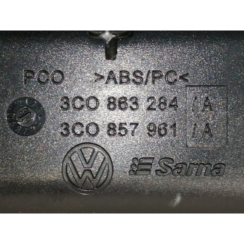 Recambio de cenicero para volkswagen passat berlina (3c2) highline referencia OEM IAM 3C0863284 3C0857961 