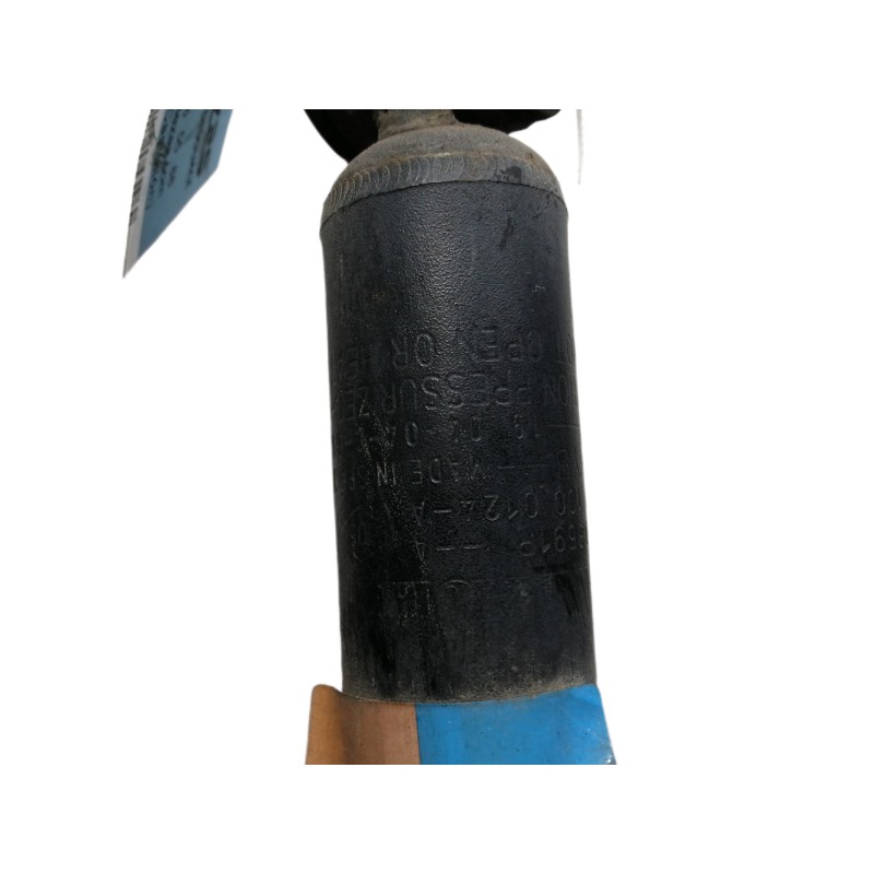 Recambio de amortiguador trasero derecho para dacia sandero stepway referencia OEM IAM 562105691R  