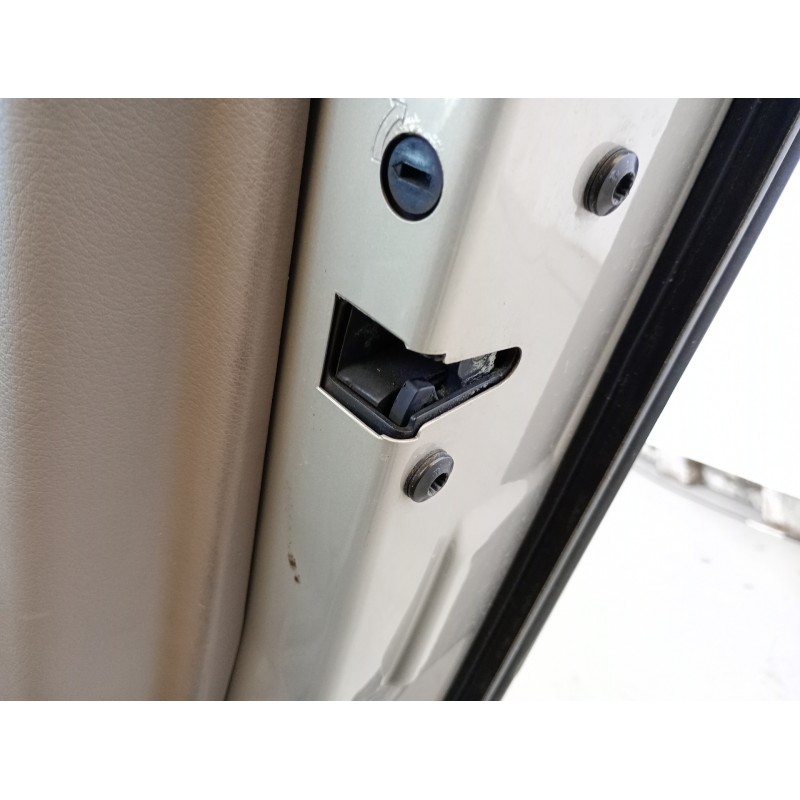 Recambio de cerradura puerta trasera derecha para audi a6 berlina (4b2) 2.5 tdi referencia OEM IAM   