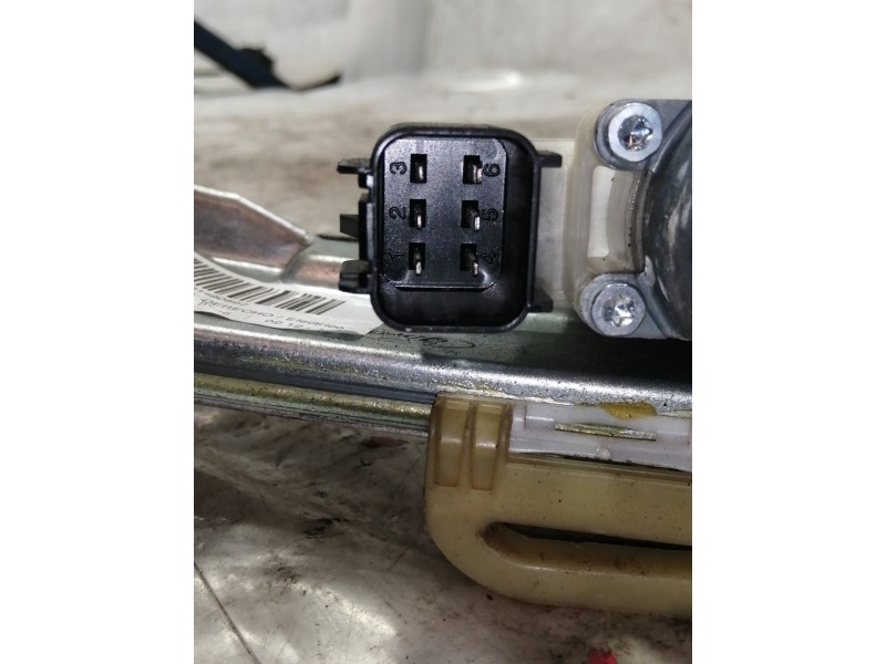 Recambio de elevalunas trasero derecho para ford focus lim. (cb8) trend referencia OEM IAM BM51A27000BC  