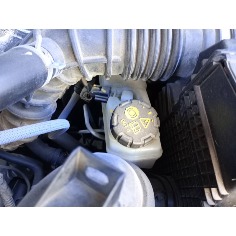 Recambio de bomba freno para dacia sandero stepway referencia OEM IAM 1070529S01 460915125R 