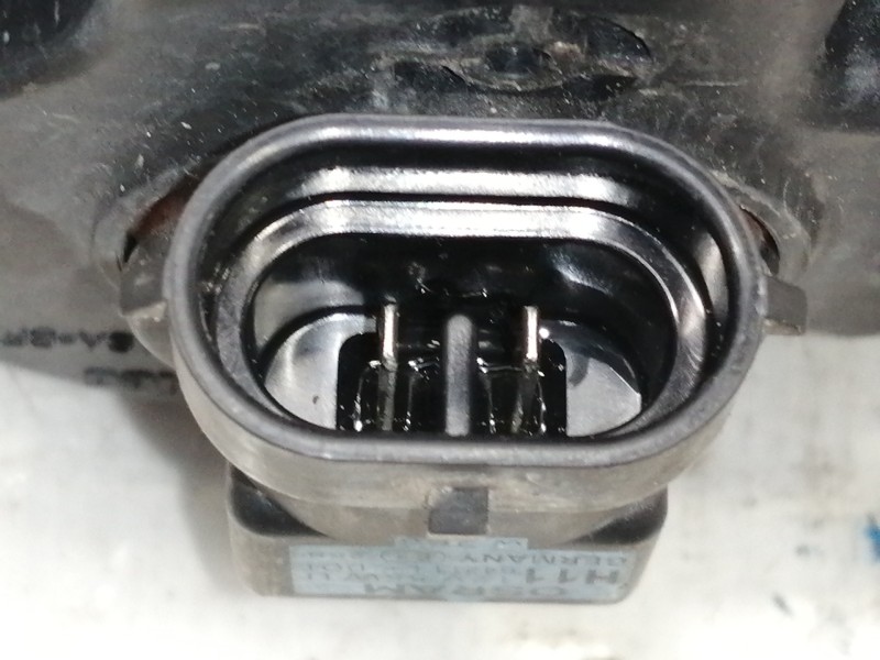 Recambio de faro antiniebla derecho para ford focus lim. (cb8) trend referencia OEM IAM 2N1115201AB 89204894 L47ZD